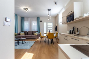 Nemes Apartment The Great - Petite - Happy Rentals